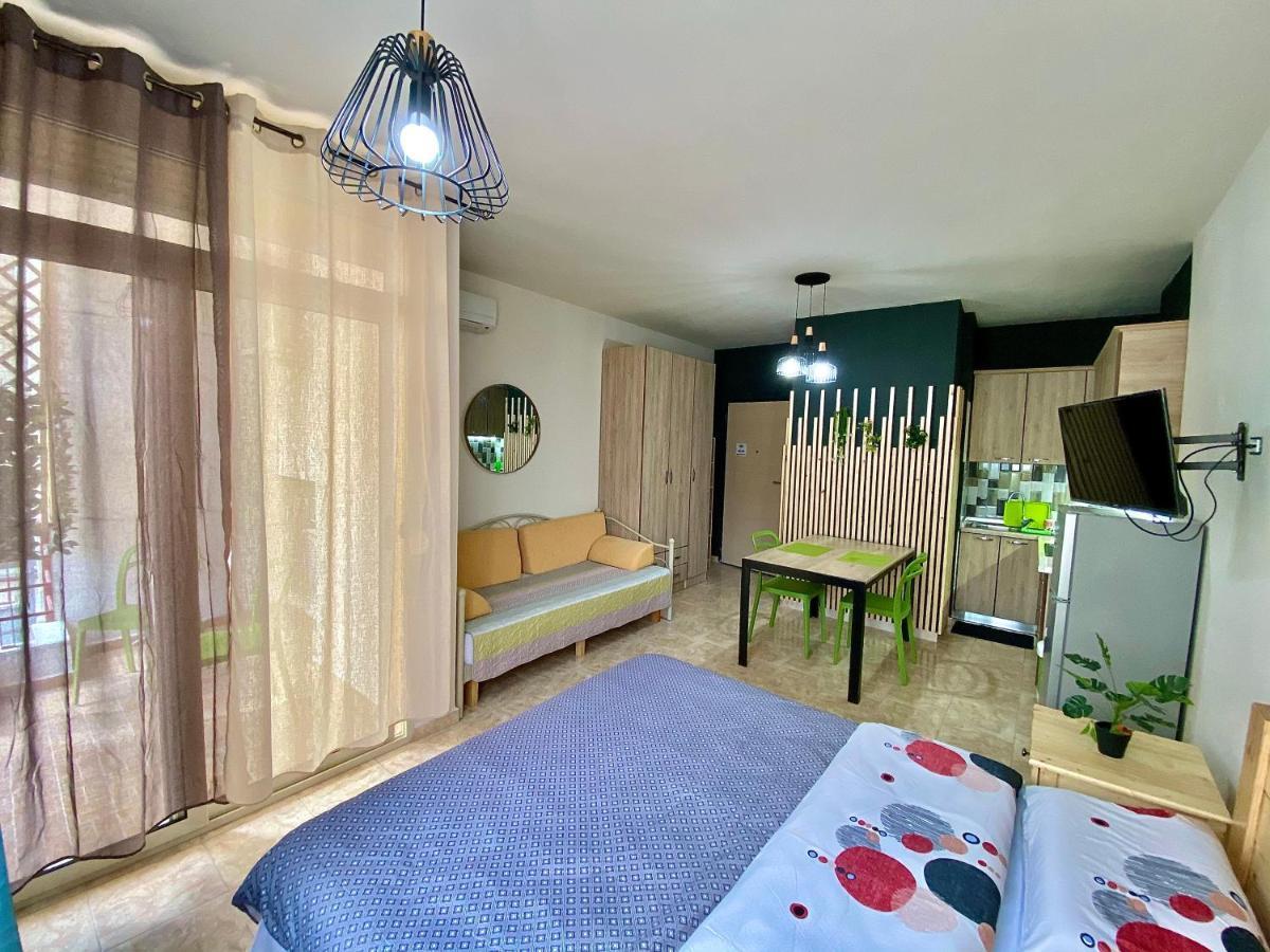 Delight Apartments Golem  Eksteriør bilde